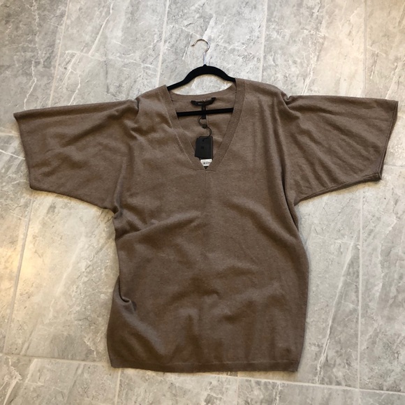 BCBG oversized camel sweater - Picture 2 of 7